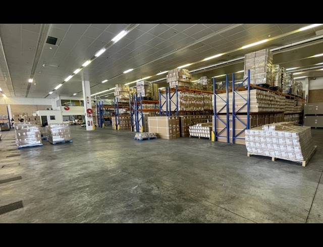 6,220M² WAREHOUSE TO LET IN DIEP RIVER
